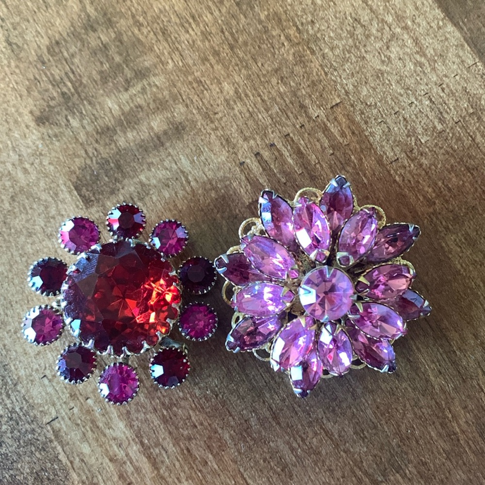 2 vintage Rhinestone Brooches